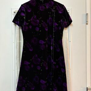 Evan Picone Black and Purple Floral Velvet Midi Dress Kimono Inspired